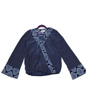 Super cute Knox Rose wrap shirt with bell sleeves